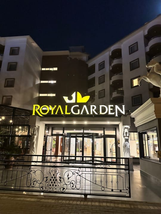 Außenansicht Hotel Royal Garden Beach