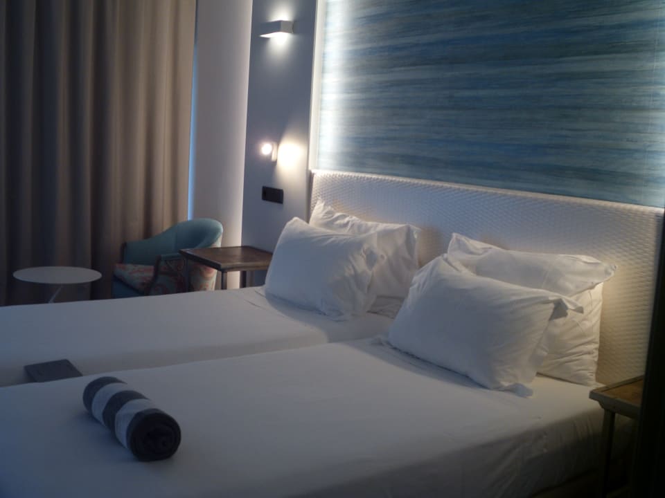Zimmer Hotel Baia Azul