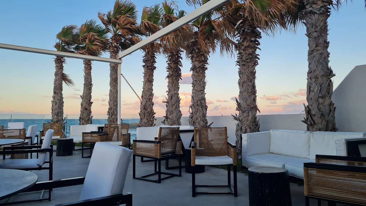 Gartenanlage Knossos Beach Bungalows Suites Resort & Spa