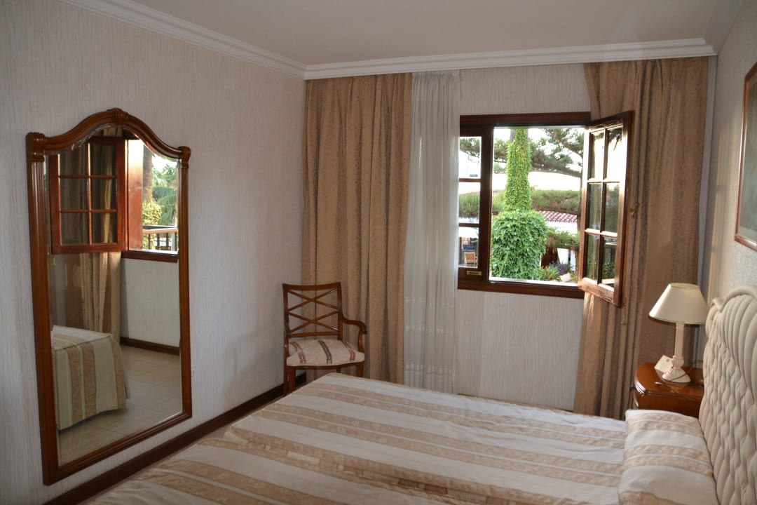 Schlafzimmer Apartments Ambassador