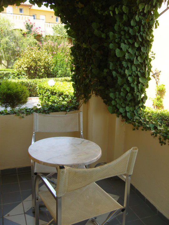 Terrasse Vantaris Luxury Beach Resort