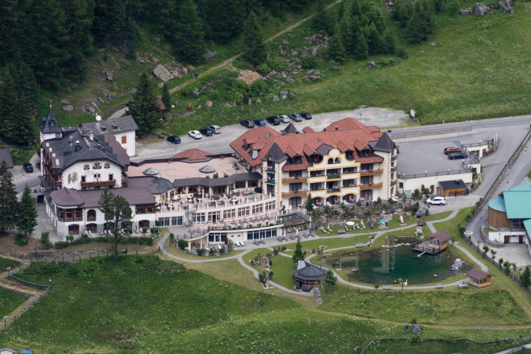 Außenansicht Die Post am Ortler