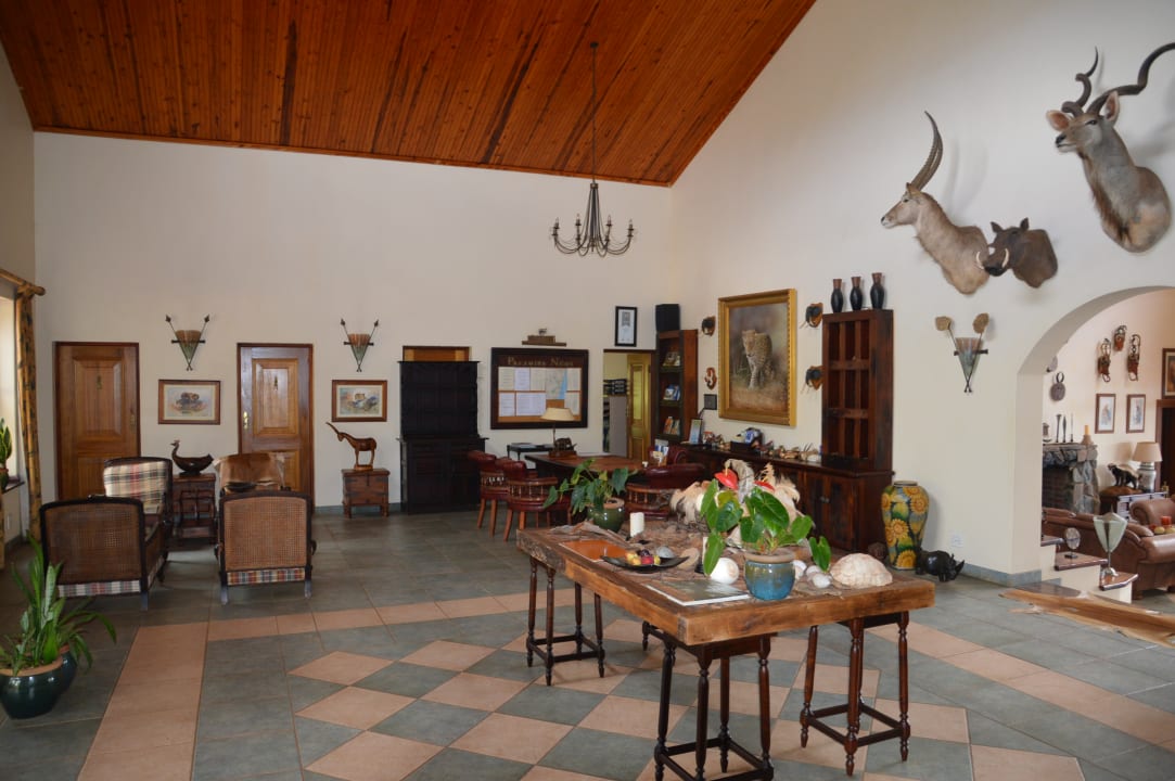 Lobby Hotel Pakamisa Lodge