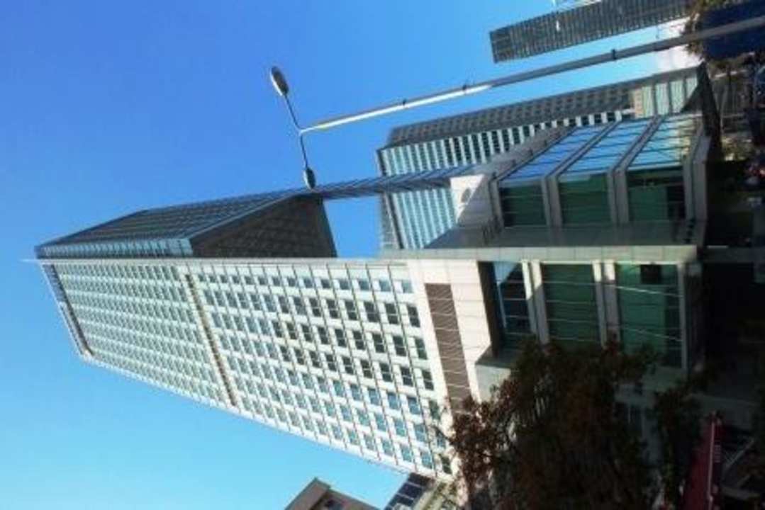 Vor dem Hotel InterContinental Warszawa