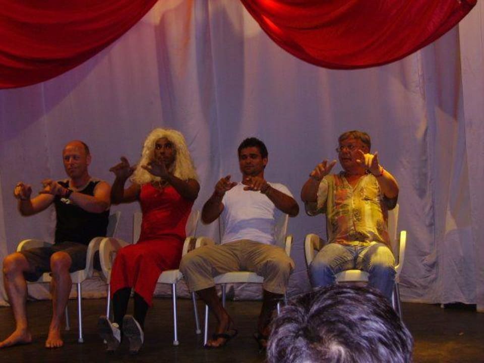 Job-Casting Royal Atlantis Beach Hotel