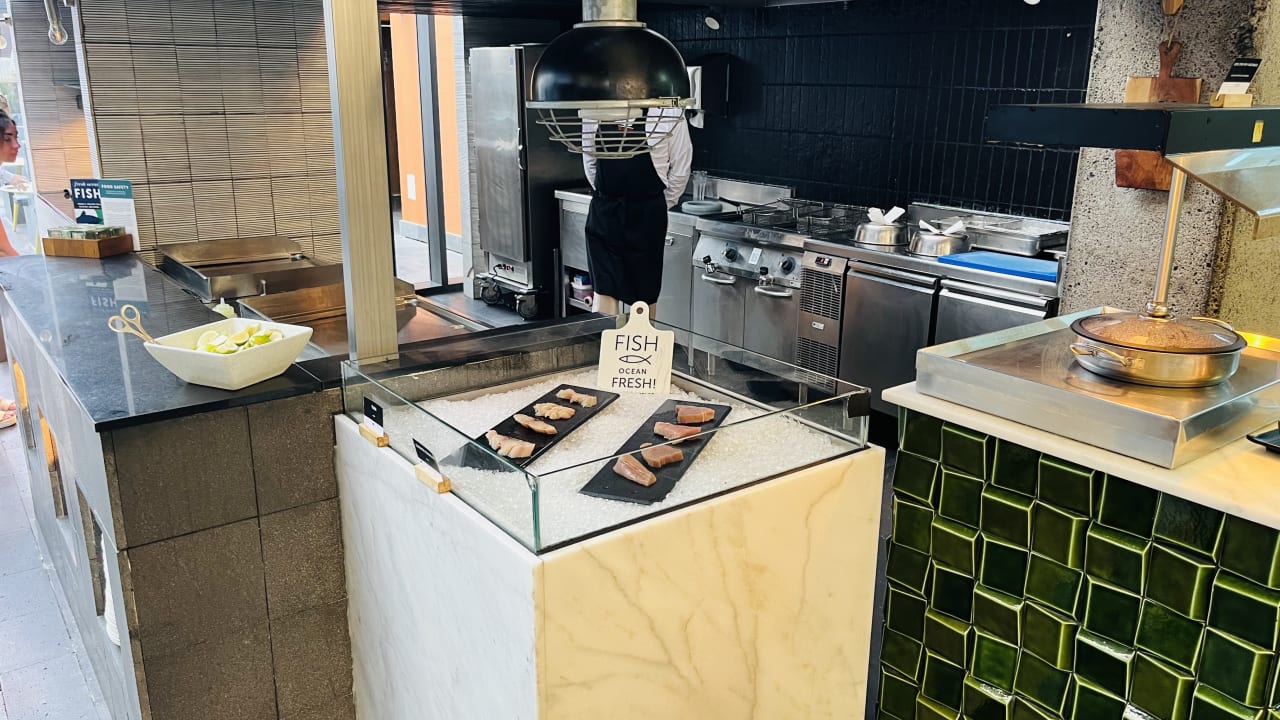 Gastro Salobre Hotel Resort & Serenity