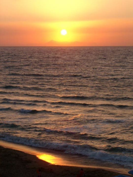 Sonnenuntergang Hotel Dedalos Beach
