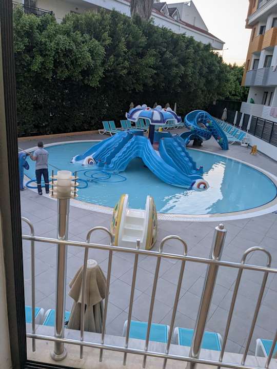 Pool Hane Family Resort