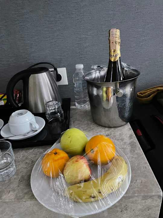 Zimmer Saturn Palace Resort Hotel