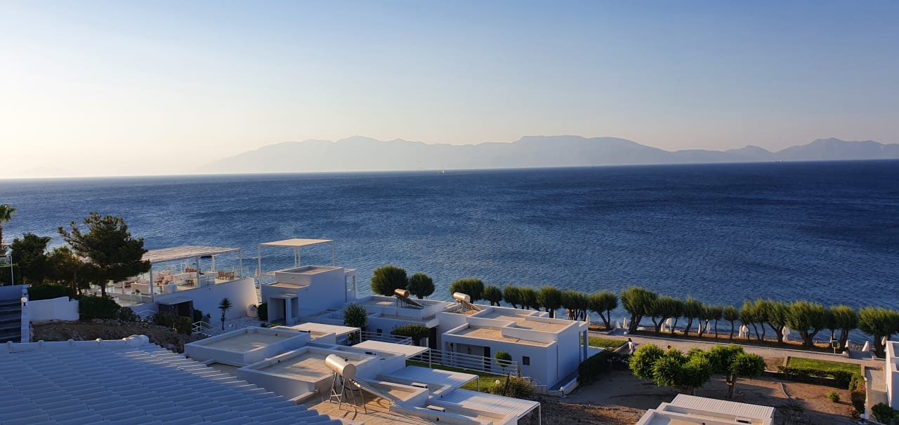 Außenansicht Dimitra Beach Hotel & Suites