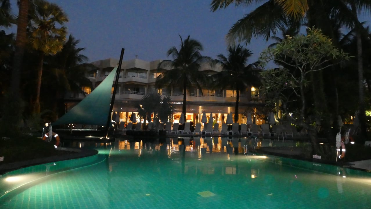 Pool Holiday Inn Resort Phuket