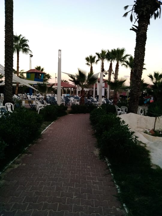 Garten Hotel Nesrine