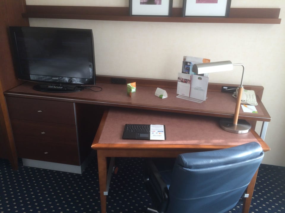 Schreibtisch Welcome Parkhotel Bochum