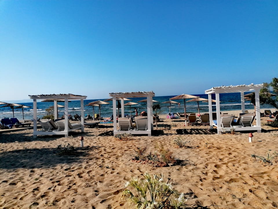 Strand Anissa Beach & Village