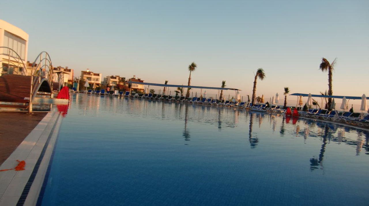 Poolanlage Cenger Beach Resort & Spa
