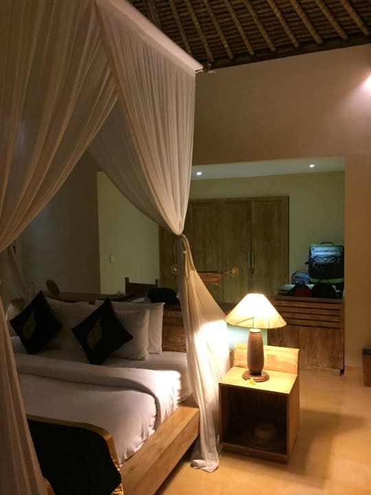Blick aufs Bett Sankara Ubud Resort