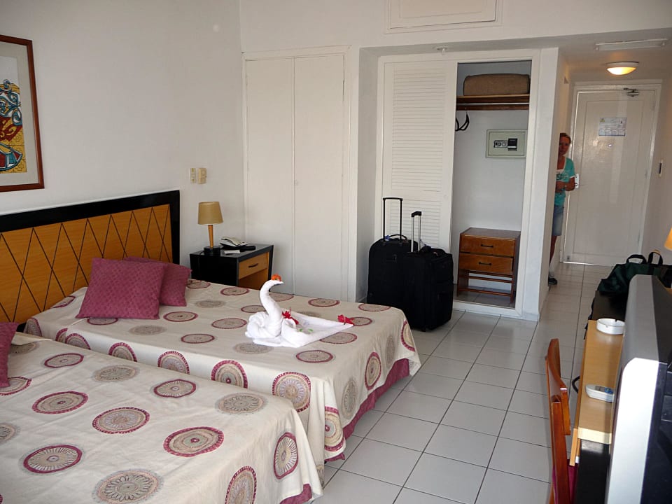 Zimmer im 5. Stock Hotel Jagua Affiliated by Meliá