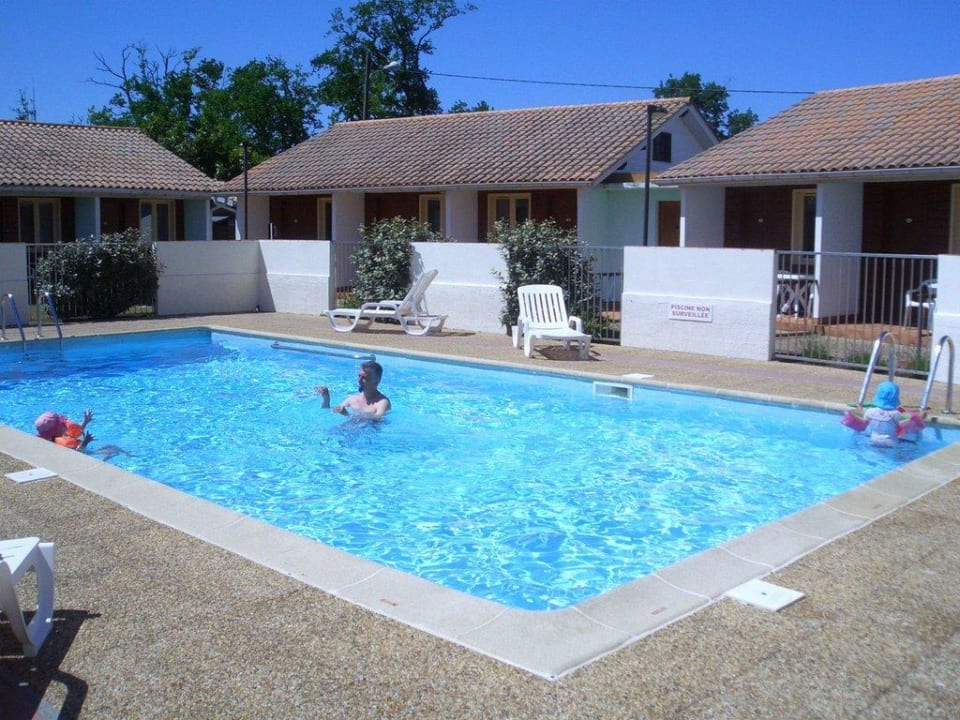 Piscine Hotel Les Pins