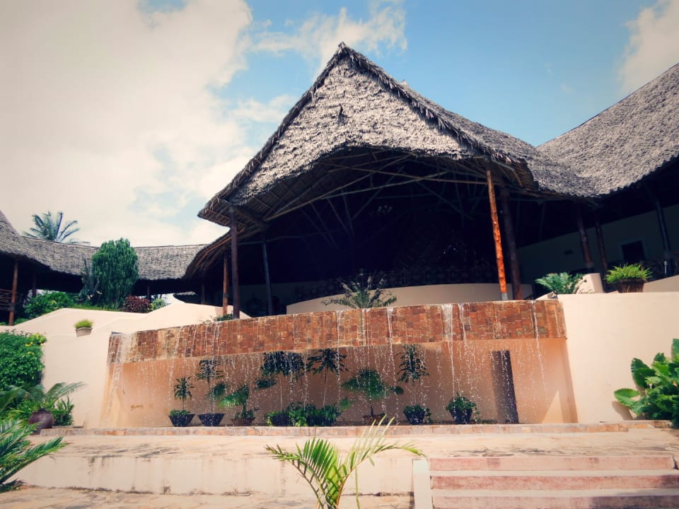 Haupthaus mit Rezeption Ocean Paradise Resort & Spa