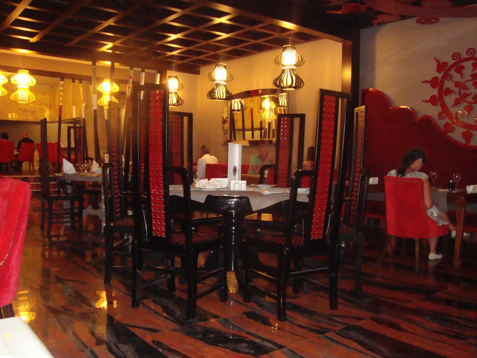 Zuma a'la carte Restaurant Hotel Delphin Imperial