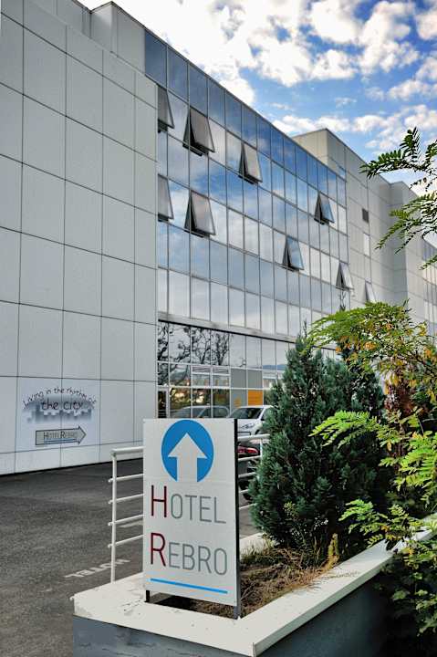Exterior Hotel Rebro