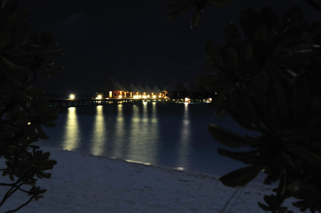 Angaga by night Angaga Island Resort