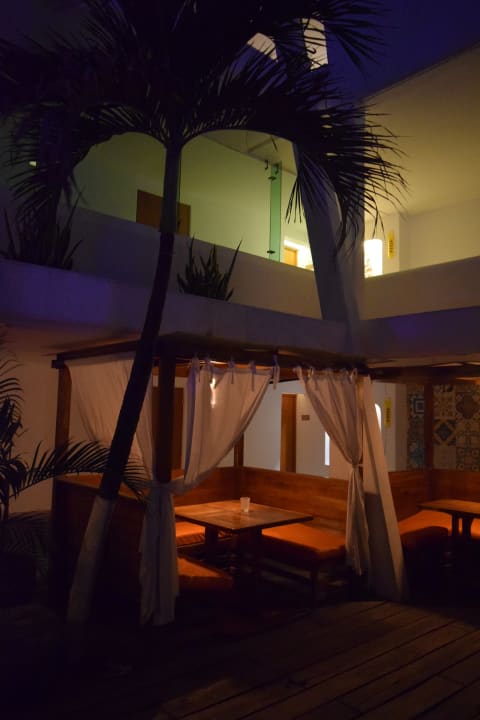 Gastro Hotel Flamingo Cancun Resort