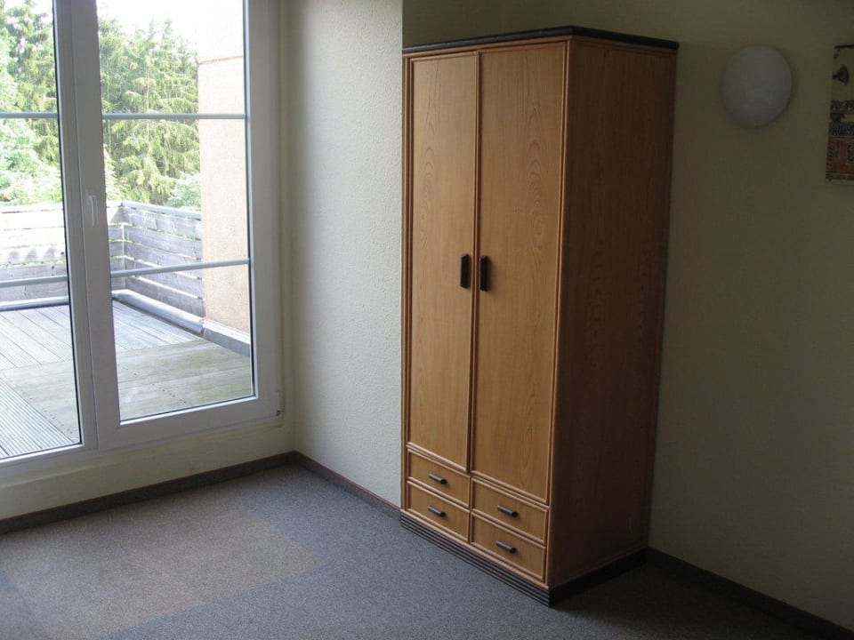 Kleiderschrank Center Parcs Park Hochsauerland