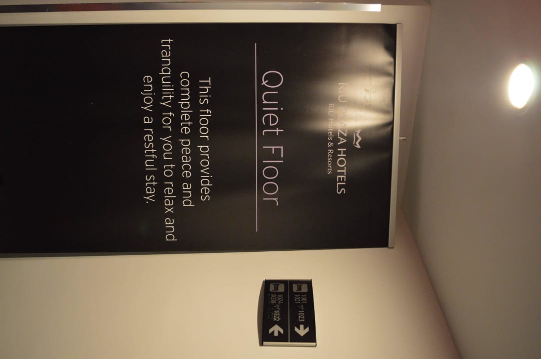 Flur vor direkt vor dem Zimmer Hotel Riu Plaza Miami Beach