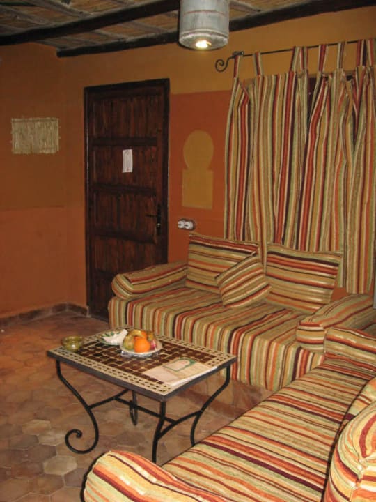 Sitzecke im Zimmer Kasbah Hotel Xaluca Arfoud
