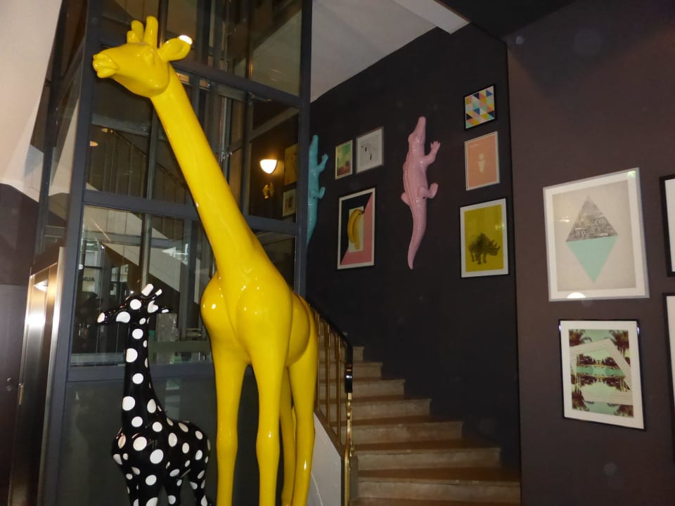 Treppe zu den Zimmern Hotel Düsseldorf Mitte