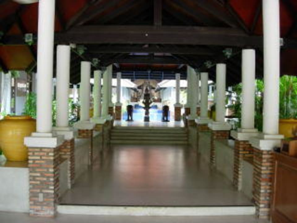 Club Med, vom Haupteingang der Weg zur Rezeption Club Med Phuket