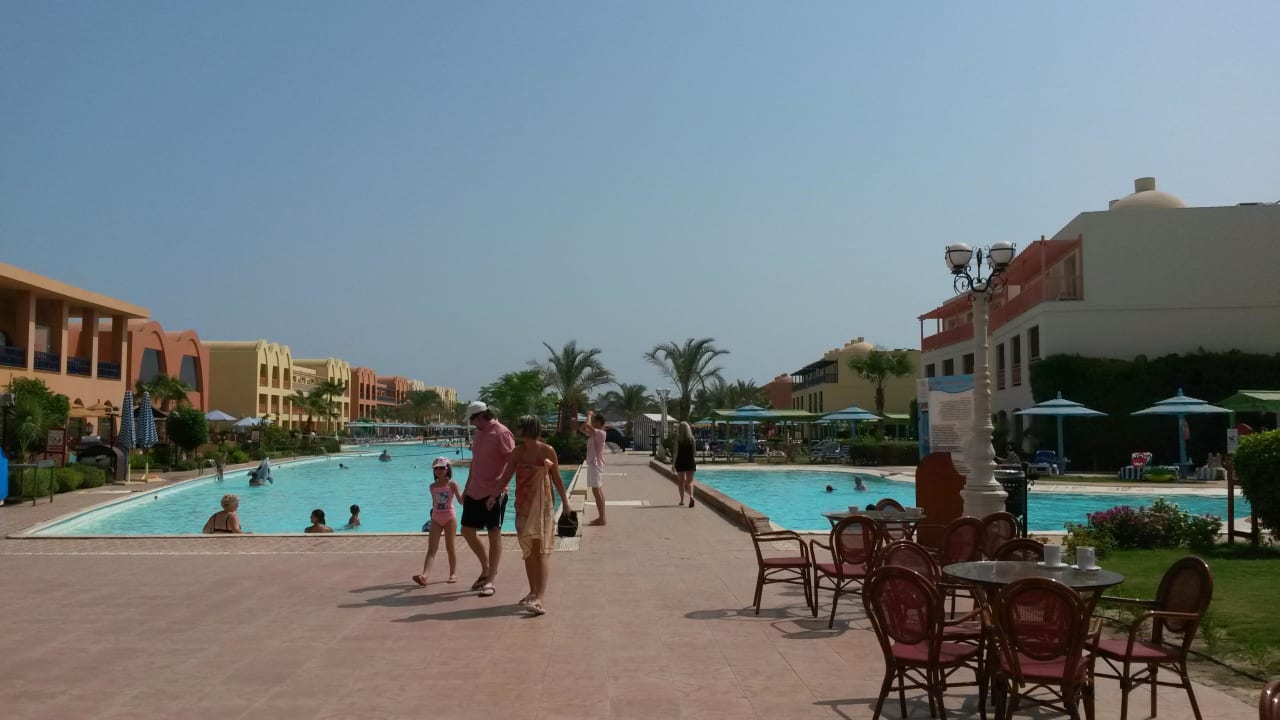 Riesige Poolanlage Titanic Beach Spa & Aqua Park