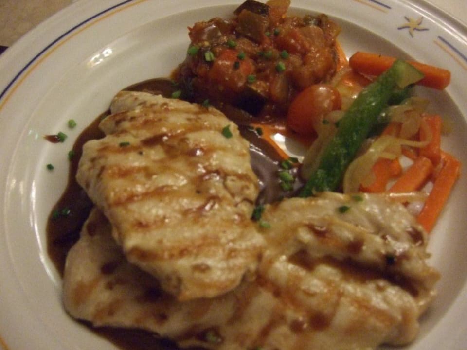 Hauptgericht Hühnchen Iberostar Grand Trinidad