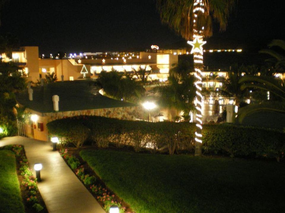 Drago Park bei Nacht in der Vorweihnachtszeit Club Hotel Drago Park