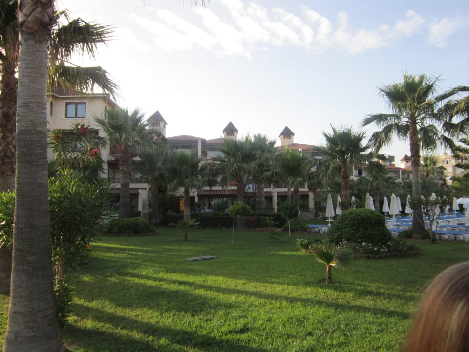 Blumen Saphir Hotel & Villas