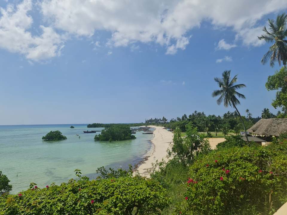 Strand Sea Cliff Resort & Spa