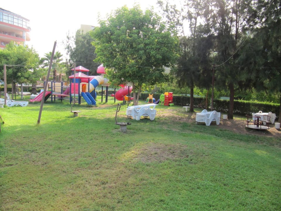 Kinderspielplatz Selge Beach Resort