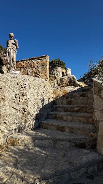 Außenansicht Hotel Kalithea Horizon Royal