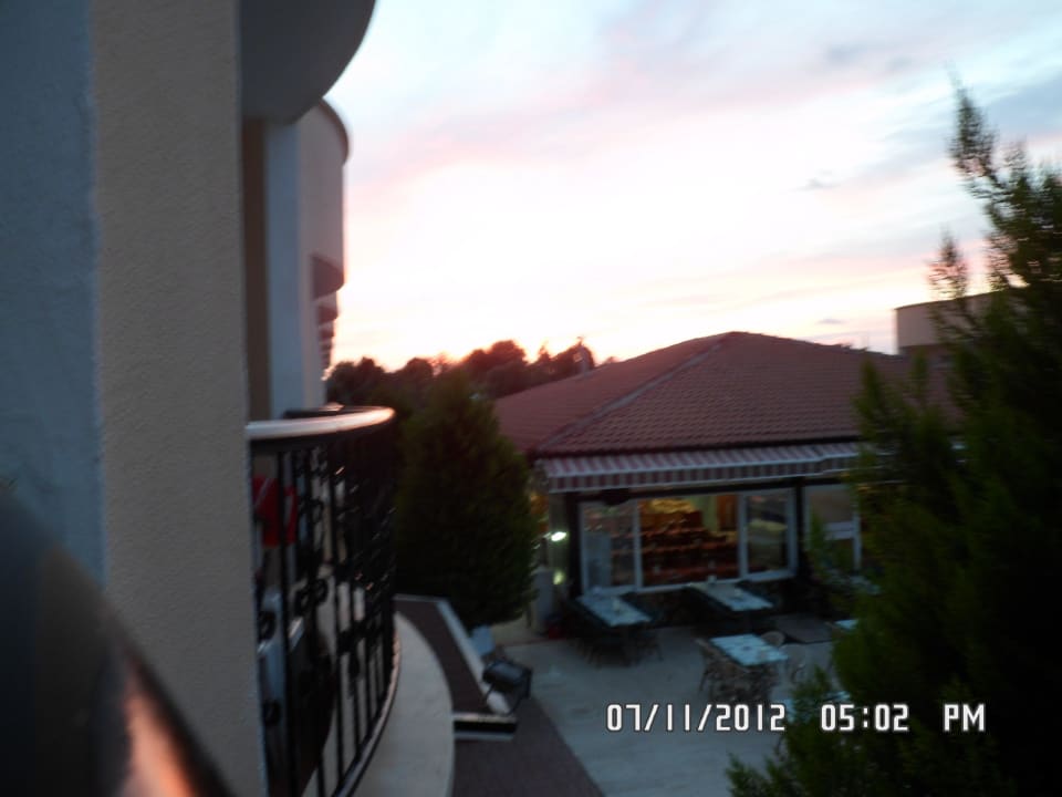 Vom Zimmer Sayanora Hotel