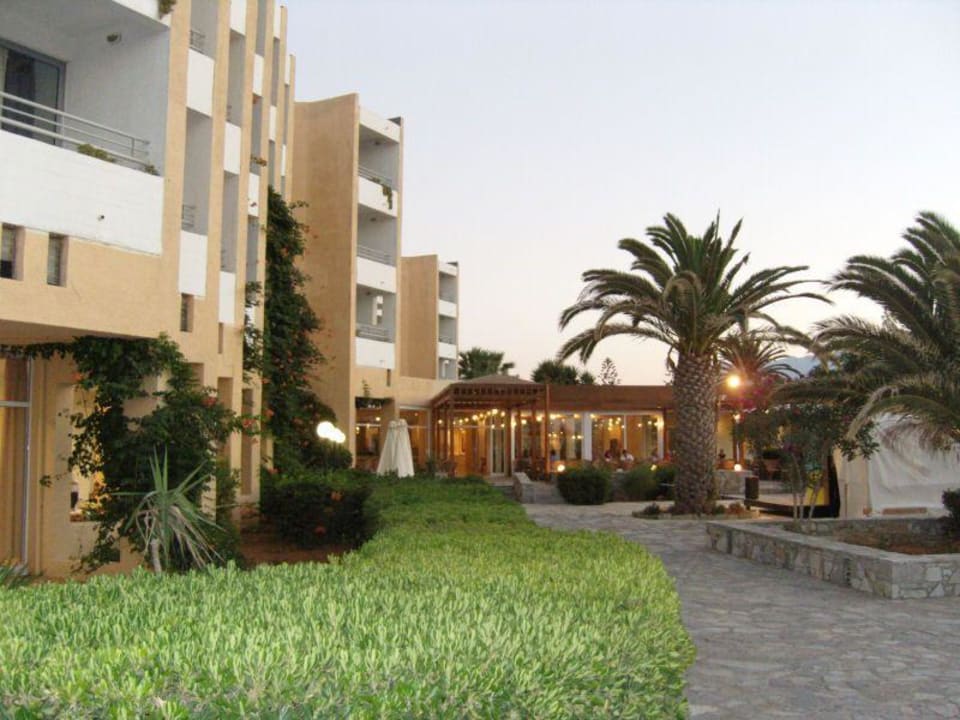 Lato mare Dessole Dolphin Bay Resort