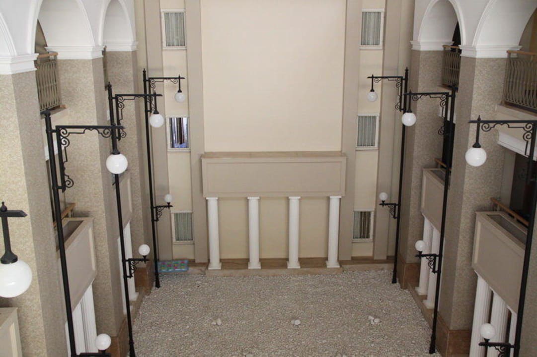 Innenhof im Block 6 Trendy Aspendos Beach Hotel