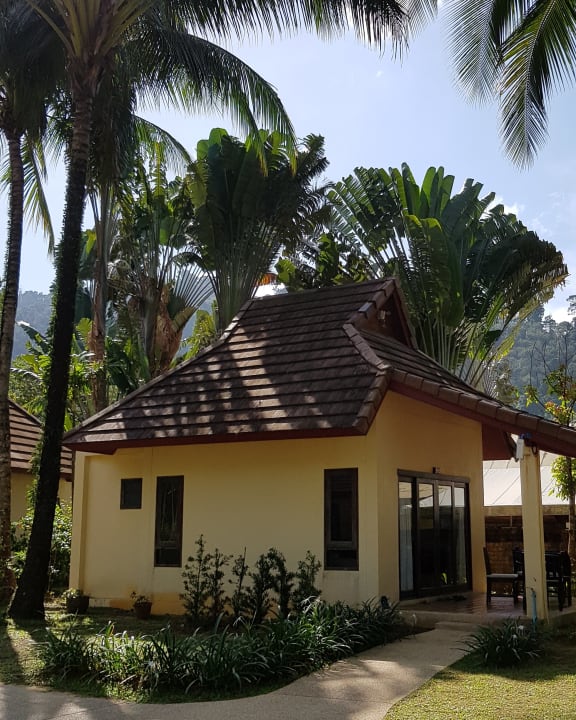 Außenansicht Hotel Nang Thong Beach Resort 2