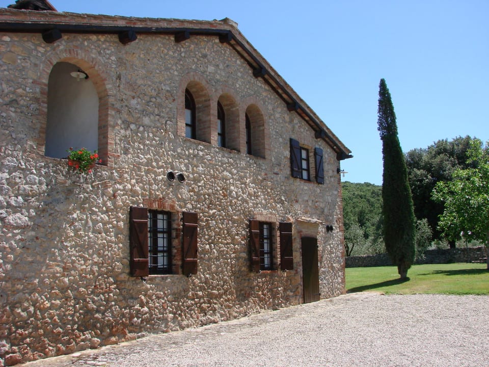 Gepflegter Garten   Hotel Borgo Gallinaio