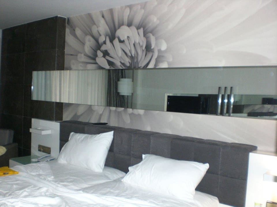 Modernes Zimmer Gold Island Selected