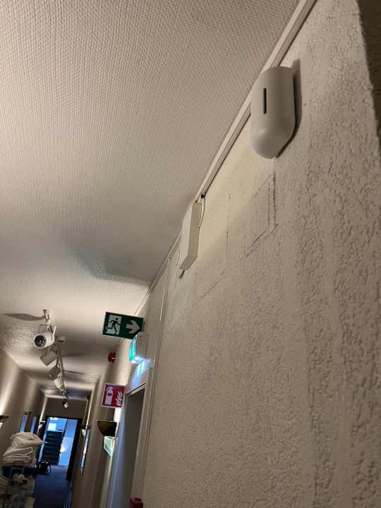 Zimmer Bernstein Villa Kastania