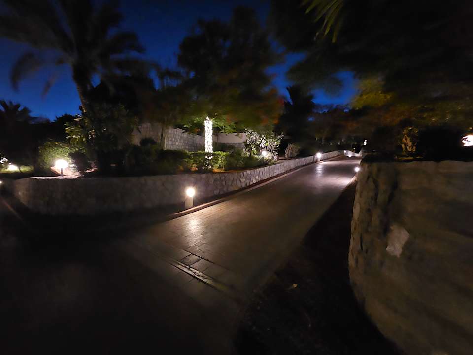 Gartenanlage The Cove Rotana Resort