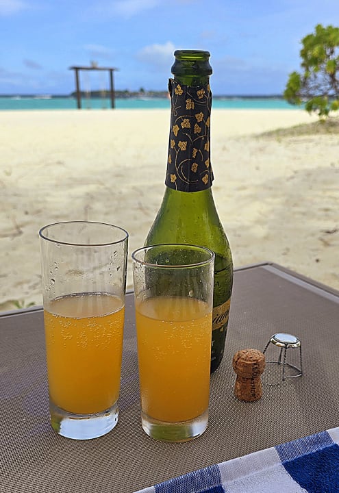 Strand Adaaran Select Meedhupparu Island Resort - Premium All Inclusive