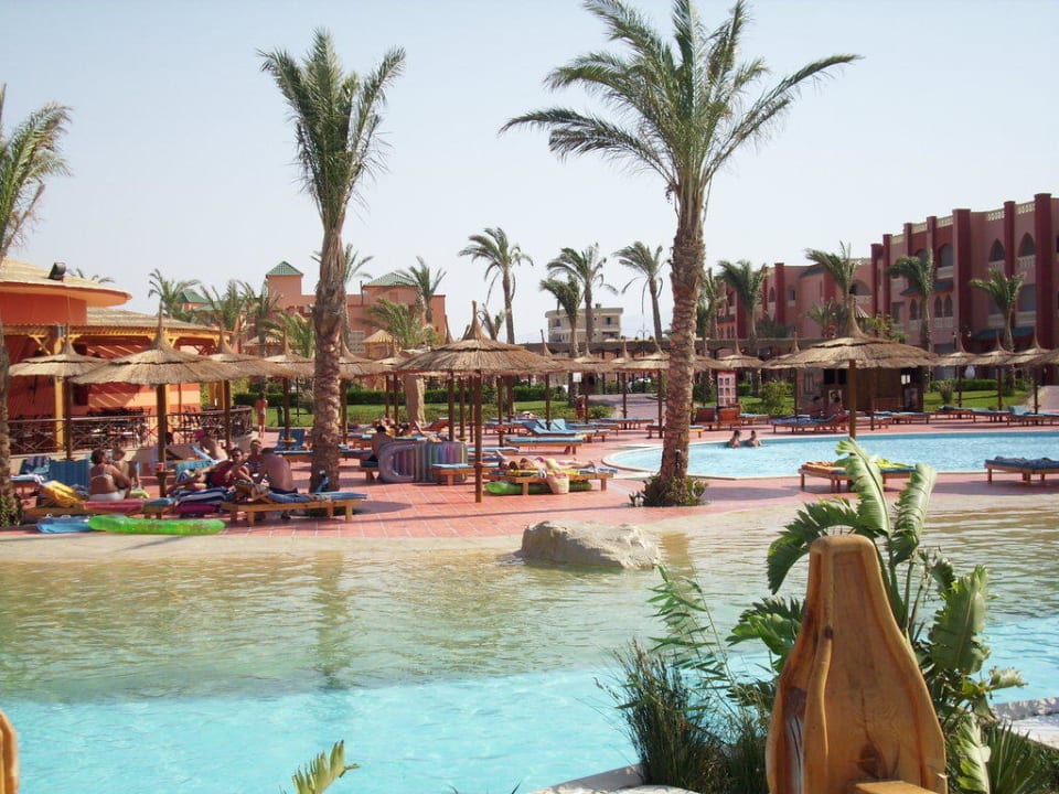 Poollandschaft beim Aqua Vista Pickalbatros Aqua Vista Resort - Hurghada