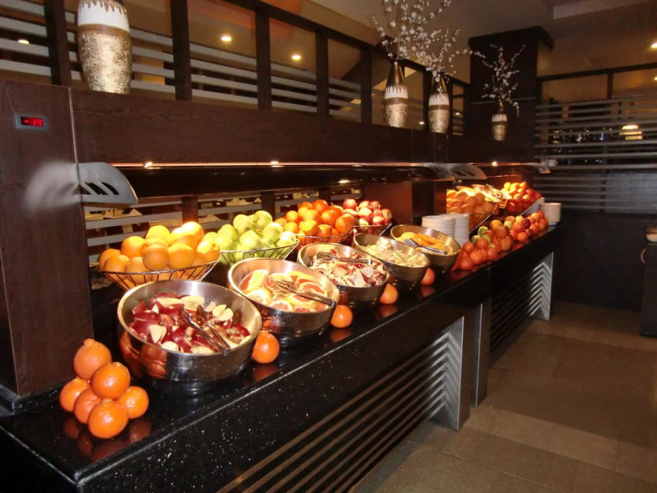 Frisches Obst Limak Lara Deluxe Hotel & Resort